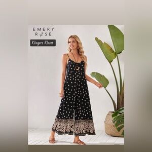 Emery Rose wide, leg, floral, print jumpsuit
